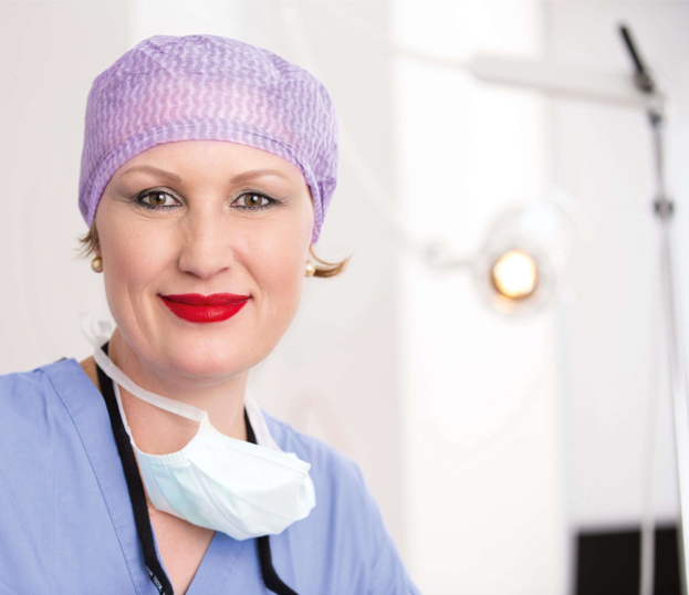 Christina Irene Gunter Discussing Innovations at Plastic Surgery Conferences 2025